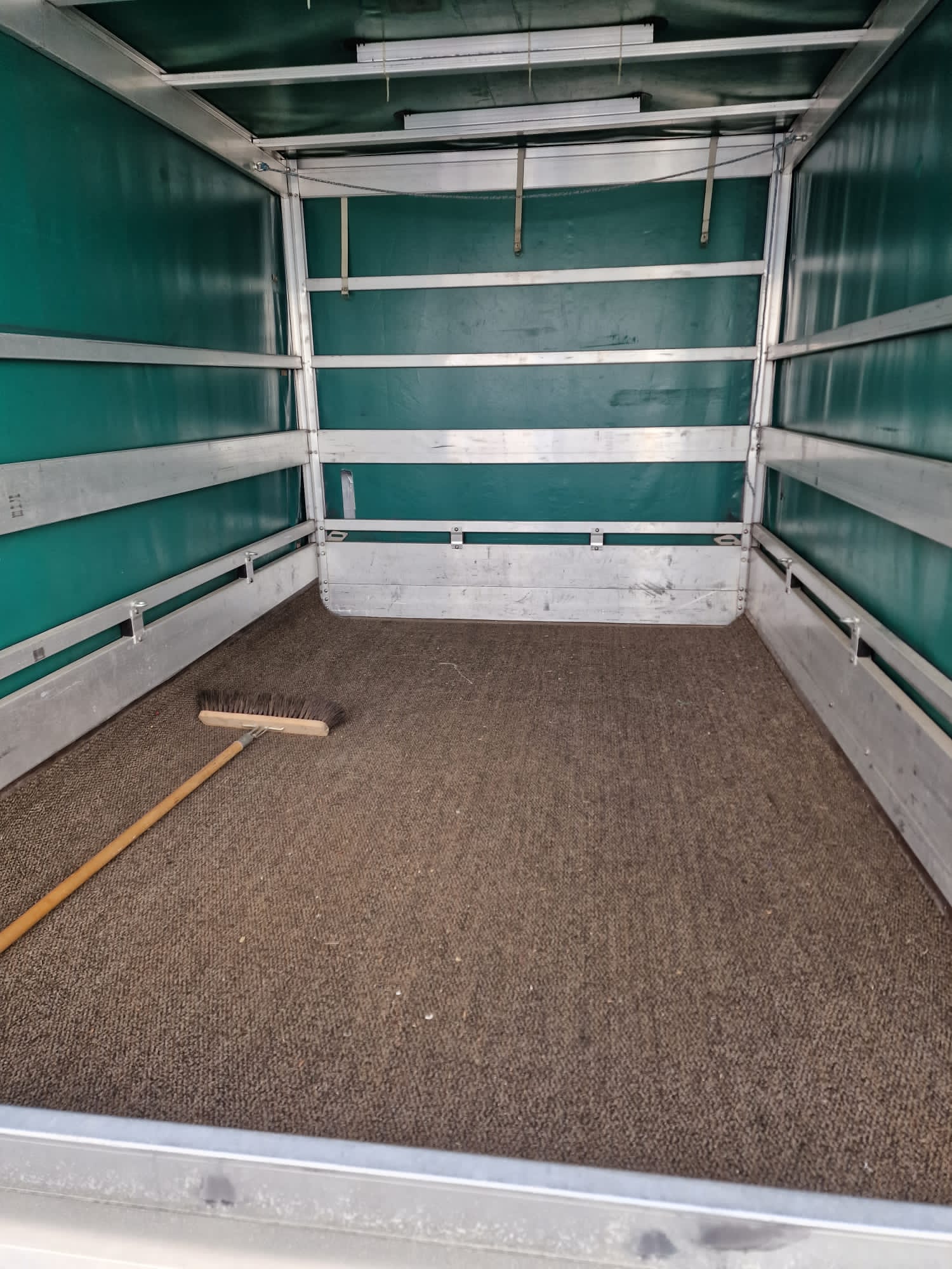 Anhänger mieten in der Nähe bei TiSaTrailer Allrounder 1600kg